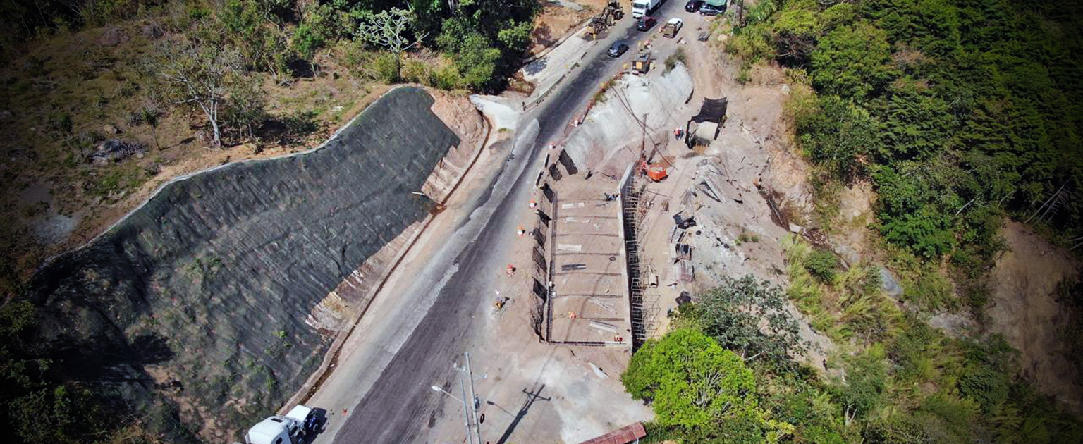 Fotografía aérea que muestra los trabajos que se realizan en el sector de Cambronero 