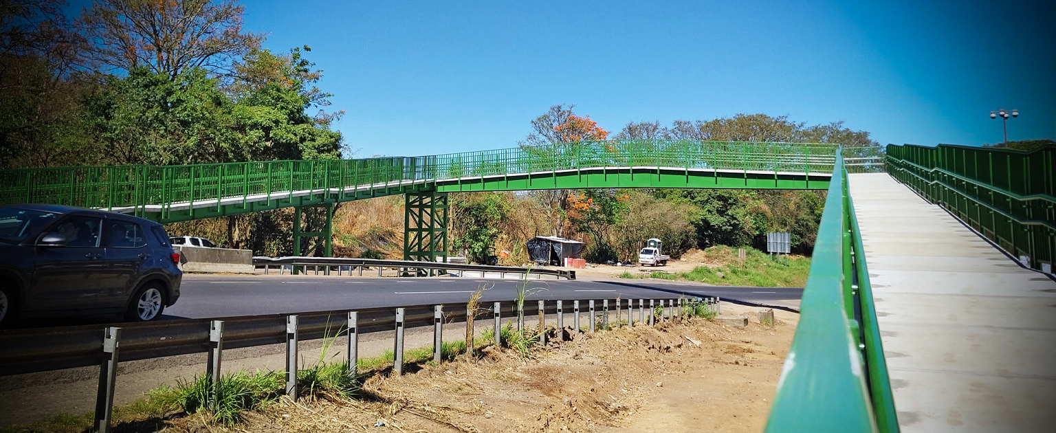 Fotografía que muestra el nuevo puente