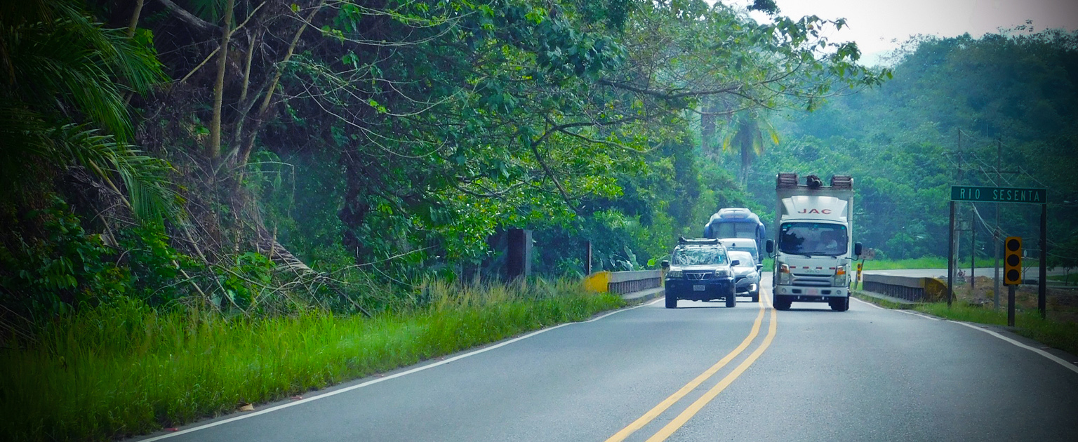 Vehículos transitando 