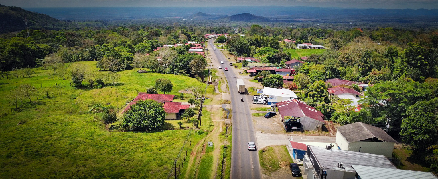 Fotografía aérea que muestra parte de la ruta 250 que será intervenida