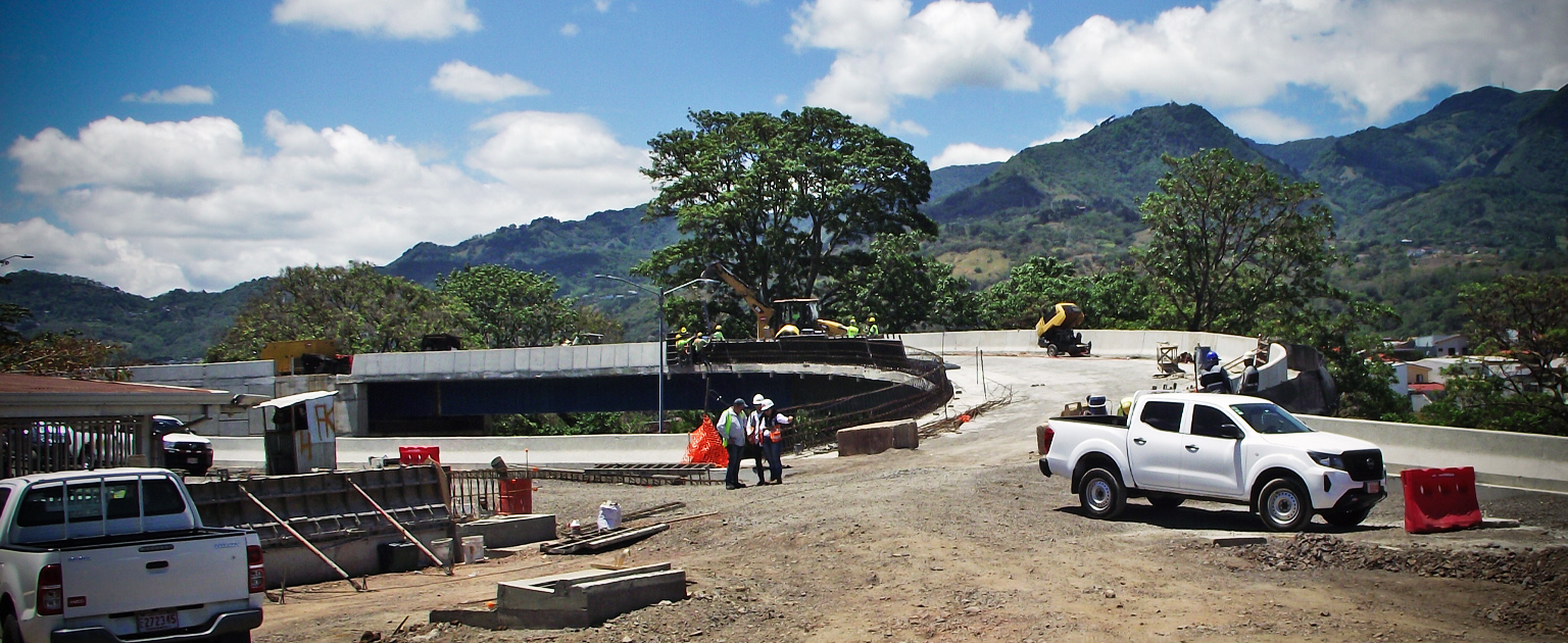 Fotografía que muestra el avance de las obras en Hatillos 7 y 8