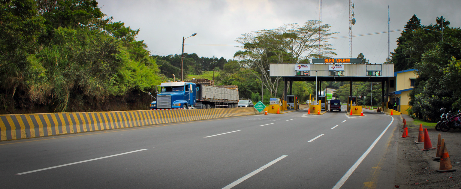 Fotografía que muestra un peaje 