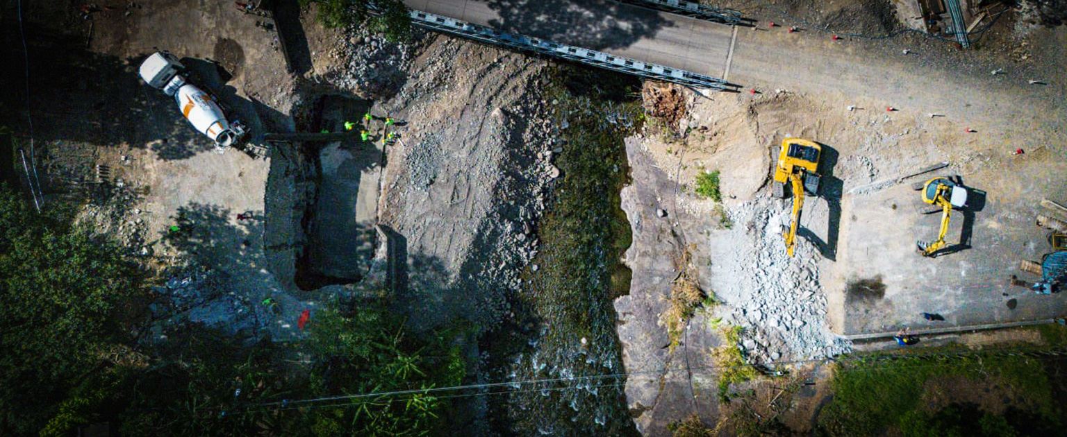 Fotografía aérea que muestra el avance de las obras